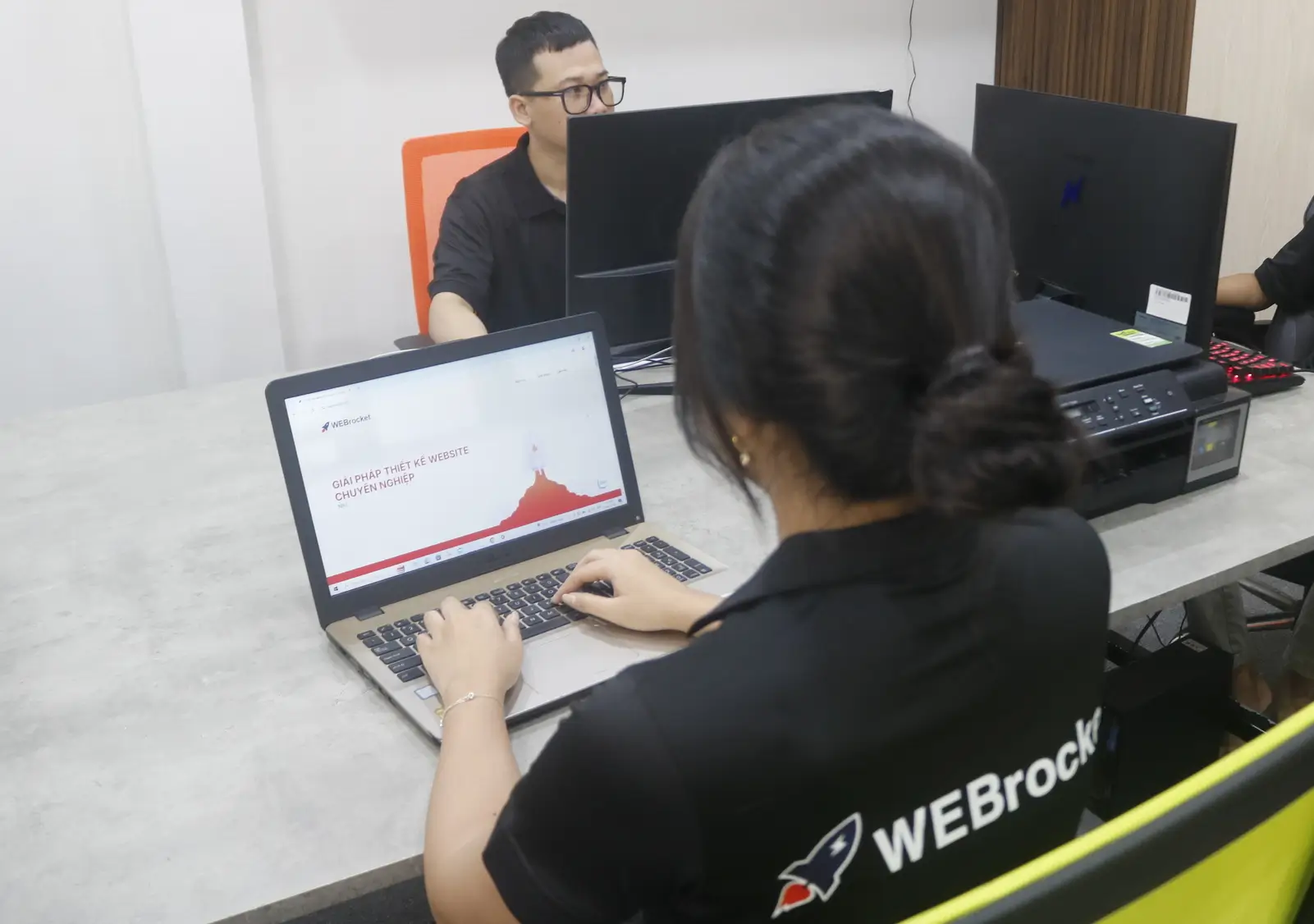 Văn phòng WEBrocket